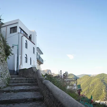 Iolanda Holiday home
